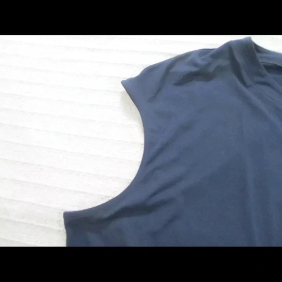 Limited Womens Shirt 2X Blue Sleeveless Round Neck Tie
Stretch Classic Fit - Picture 2 of 5